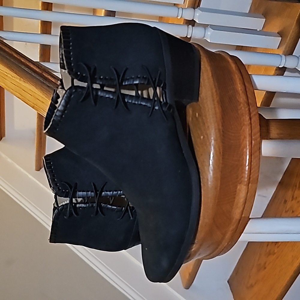 Jack Rogers Reagan Black Suede Ankle Boots